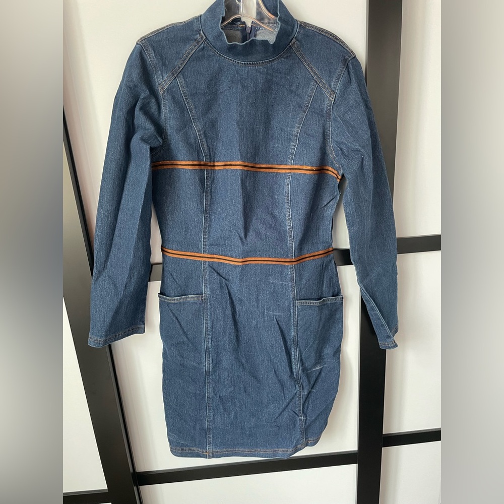 Blue Denim Mini Dress Size Small- NWOT - Picture 2 of 4
